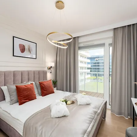 Lighthouse - Polanki Aqua - Prestige