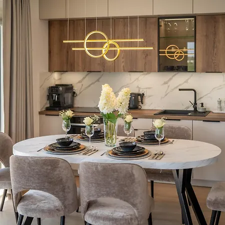 Lighthouse - Polanki Aqua - Prestige