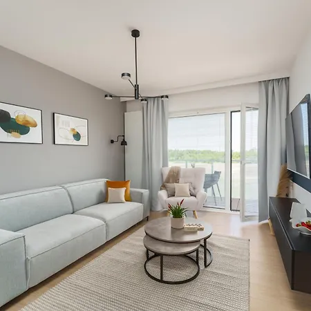 Lighthouse - Polanki Aqua - Prestige * كولوبرزيغ